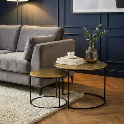 Produktbild von FineBuy Satztisch 2er Set Metall gold rund mit Muster Aluminium Tischplatten Couchtisch Modern Beistelltisch Sofatisch Wohnzimmertisch