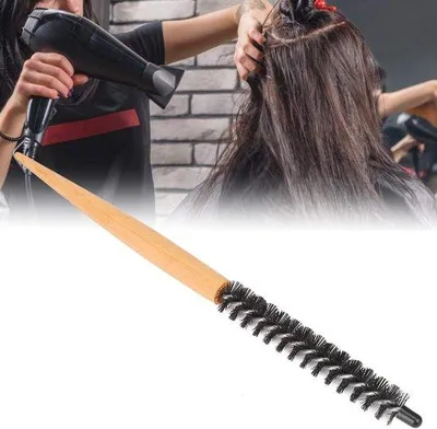 Produktbild von Famanu Rundbürste mit rutschfestem Griff für lockiges Haar - hitzebeständiger Stylingkamm