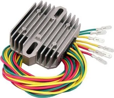 Image de Régulateur De Tension Universel (35 A) 7 Câbles (3 Jaunes, 2 Rouges, 2 Verts) (24500-01)