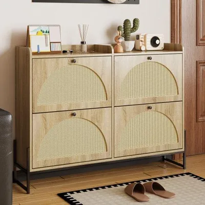 Image de Étagère à chaussures avec 4 portes, support à chaussures réglable, design épuré, idéale pour l'entrée