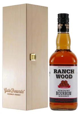 Image de Whisky Bourbon Ranch Wood du Kentucky avec coffret cadeau en bois