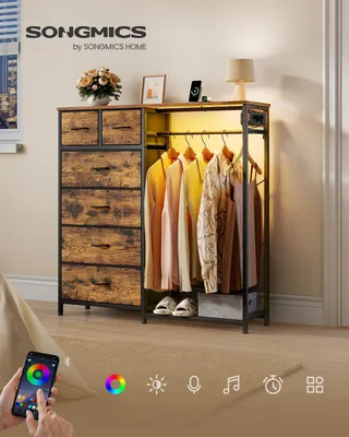 Obrázek produktu pro SONGMICS, stojan na oblečení se 6 zásuvkami, LED osvětlením, zásuvkami a úložným prostorem na boty, rozměry 102,7 x 35 x 117,6 cm, barva: hnědá