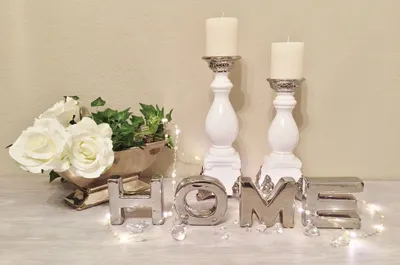 Produktbild von Buchstaben aus Keramik "HOME" Silber