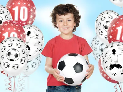 Produktbild von Luftballons Fußballer & Bälle 30cm schwarz weiß 6er Set