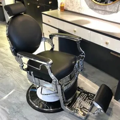 Produktbild von 360Home Vintage Drehstuhl Stuhl Rückenlehne Design Coiffeurstuhl Silber Schwarz