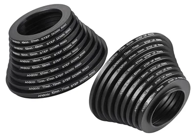 Produktbild von Andoer 18st 37-49-52-55-58-62-67-72-77-82mm Step Up / Step-Down Adapterring Filter Metall Ring Kit