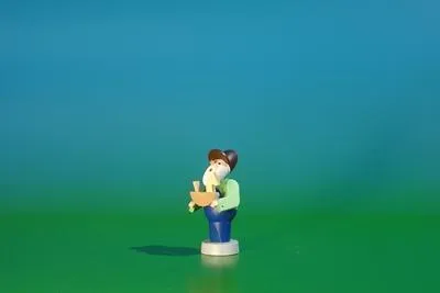 Produktbild von Miniaturfigur Zwerg mit Reiterlein Höhe 4,5cm NEU