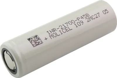 A single Molicel INR21700-P45B battery is shown against a white background.