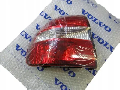Obrázek produktu pro VOLVO V40 Zdvihací zadní světlo levé originální OE 30621887