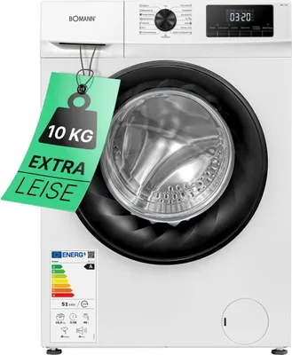 A white Bomann washing machine is shown from the front, with a green tag hanging from the door.