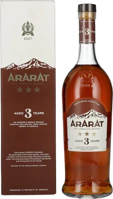 Image de Ararat 3 Years Old 40% Vol. 0,7l en boîte cadeau
