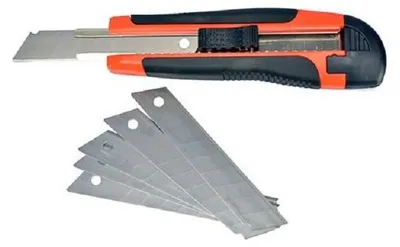 Immagine prodotto di Coltello da taglio con 5 lame di ricambio