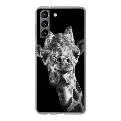 Produktbild von MuchoWow® Handyhülle Schutzhülle Hülle für Samsung Galaxy S21 Giraffe vor schwarzem Hintergrund in schwarz und weiß Silikon Softcase Handy Hülle - Softcase