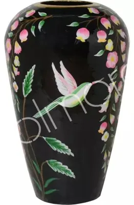 Productafbeelding van Handgeschilderde vaas met bloemmotief, zwart emaille. Afmetingen: 30x30x49 cm
