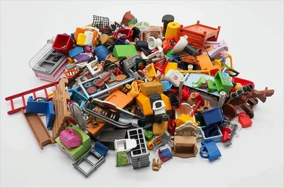 Produktbild von PLAYMOBIL 1KG - Figuren, Tiere, Bauteile gemischt- Kiloware