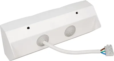 Zdjęcie produktu dla Blok gniazd McPower "Flair", natynkowy, biały, 2-drożny styk uziemiający + 2x USB
