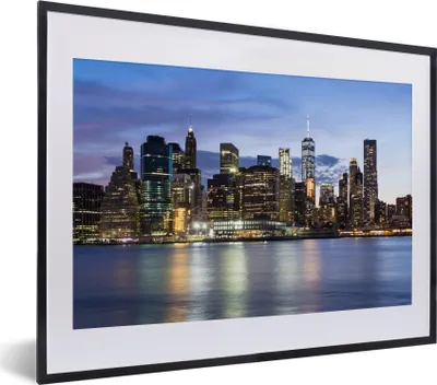 Produktbild von MuchoWow® MuchoWow® Gerahmtes Poster New York - Wasser - Skyline 40x30 cm - Poster mit zchwarzem Bilderrahmen - Bilderrahmen - Poster im Rahmen