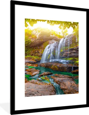 Produktbild von MuchoWow® Gerahmtes Poster Natur - Wasserfall - Pflanzen - Bäume - Sonne 60x80 cm - Poster mit Schwarzem Bilderrahmen Wandposter Rahmen Foto Bilder - Wohnzimmer - Dekorationen - Prämie