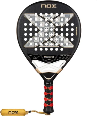 Produktbild von Nox At10 Genius 18k Alum 2026by Agustin Tapia Padelschläger Silber 360-375 gr Silber 360-375 gr