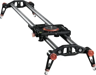 Produktbild von Walimex pro Carbon Video Slider Pro 80 - 80 cm Fahrweg - mit höhenverstellbaren Füße, Wasserwaage & 3/8"-Gewinde - Schienensystem für ruckelfreie Kamerafahrten - Kamerawagen Videowagen
