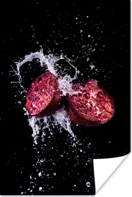 Produktbild von MuchoWow® Poster Granatapfel - Frucht - Wasser - Schwarz - Violett 60x90 cm - Wanddekoration