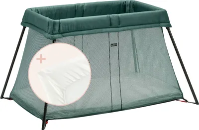 Produktbild von BabyBjorn BabyBjörn Travel Crib Light matkasänky lakanalla, Dark Green/Baumwolle, White