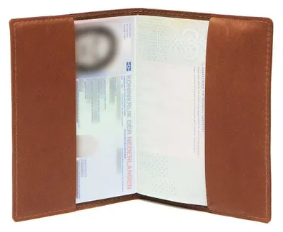 Image de The Chesterfield Brand Cuir étui pour carte d'identité Passport Case Cognac terracotta