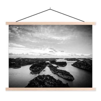Produktbild von MuchoWow® Textilposter Nordseeinseln Schwarz-Weiß-Foto 150x113 cm mit holzfarbenen Rahmen - Poster