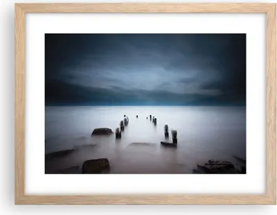 Produktbild von Gerahmtes Poster - Rahmen in heller Eiche - Wellenbrecher Nebel Nacht - 40x30 cm - Wand Bild - Wanddeko - Wandbilder - Kunstposter - Wandposter - Bilderrahmen - Bilder - Kunstdruck - P2NAA40x30-4416