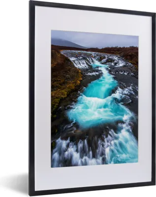 Produktbild von MuchoWow® MuchoWow® Gerahmtes Poster Blick auf den europäischen Wasserfall am Geysir 30x40 cm - Poster mit zchwarzem Bilderrahmen - Wandposter Schlafzimmer