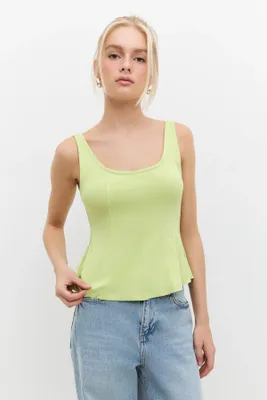 Produktbild von Oberteil mit U-Ausschnitt und breiten Trägern, Green, S
