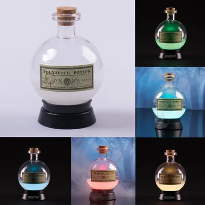 Immagine prodotto di Lampada da tavolo con bottiglia di pozione polisucco di Harry Potter