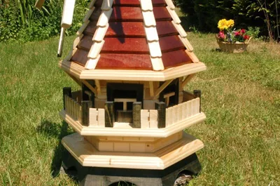 Produktbild von Kleine Windmühle verschiedene Hölzer – Höhe 1 Meter