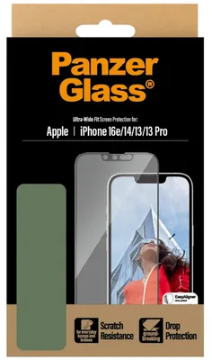Productafbeelding van PanzerGlass Ultra-Wide Fit Screenprotector voor iPhone 13 - Ultra-Clear case friendly