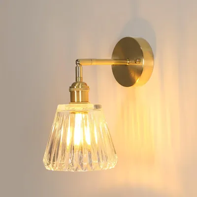 Vintage Wandlampe E27 mit Glaskappe, vergoldet, 22x14x24 cm