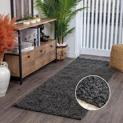 Productafbeelding van Famanu Shaggy vloerkleed - Zacht, gemakkelijk te onderhouden design voor woonkamer, eetkamer en slaapkamer