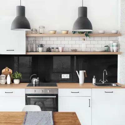 Produktbild von Küchenrückwand mit Motiv selbstklebend - 0.35 mm Wandpaneel wasserfest Design schwarz Unifarben Spritzschutz fugenlos