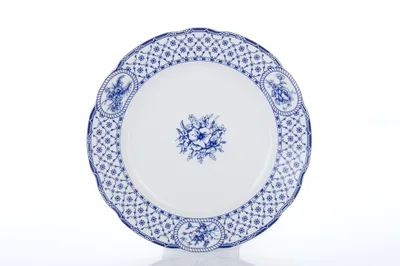 Zdjęcie produktu dla Talerz deserowy Thun 1794, czeska porcelana, róża, 19 cm, niebieska wstążka, Thun