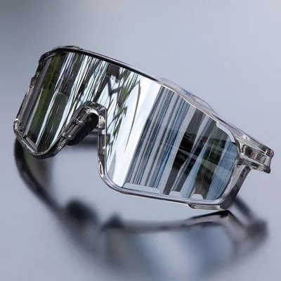 Produktbild von Famanu Sportbrille mit 3 Wechselgläsern - Gepolarisierte Fahrradbrille für Outdoor-Aktivitäten