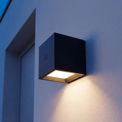 Immagine prodotto di Applique ricaricabile LED dimmerabile Interruttore a sfioramento Nero L: 7,5 cm piccola angolare 3000 K senza foratura Applique interna
