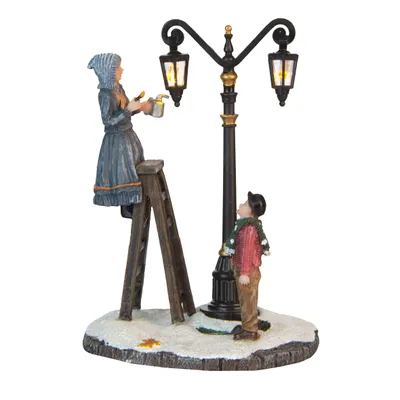 Produktbild von LuVille Weihnachtsdorf-Miniatur Laternenanzünder - L8 x B6,5 x H11 cm