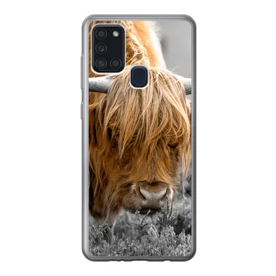 Produktbild von MuchoWow® Handyhülle Schutzhülle Hülle für Samsung Galaxy A21s Scottish Highlander - Pflanzen - Schwarz - Weiß Silikon Softcase Handy Hülle - Hartschale