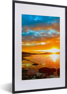 Produktbild von MuchoWow® Gerahmtes Poster Sonne - Landschaft - Wasser - Bäume 40x60 cm - Poster mit Schwarzem Bilderrahmen Wandposter Rahmen Foto Bilder - Poster in Rahmen