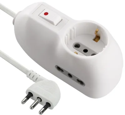 Image de Electraline 62023 : multiprise avec 3 prises dont 1 Schuko et 2 prises combinées