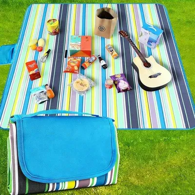 Produktbild von Famanu Picknickdecke wasserfest, 200 x 150 cm, faltbar mit PVC-Unterseite, rutschfest und sandbeständig