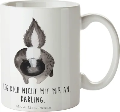 Produktbild von Mr. & Mrs. Panda Kaffeebecher Stinktier Angriff - Weiß - Geschenk, Stinker, Kaffeetasse, Wildtier, Raubtier, cappuccinotasse, Trinkbecher, schöne tasse, Skunk, Drohung
