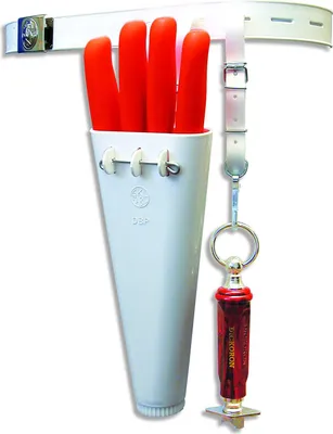 Produktbild von F. DICK Gürtel mit Messerköcher für 4 Messer und Riemen für Wetzstahl 120 cm