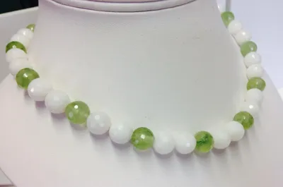Produktbild von Edelschmiede925 Edelsteinkette aus weißem Quarz + Prehnit, 925/-
