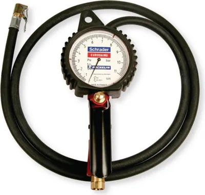 Produktbild von 23948 Reifenspannungsmesser Reifenpumpe in der Luft