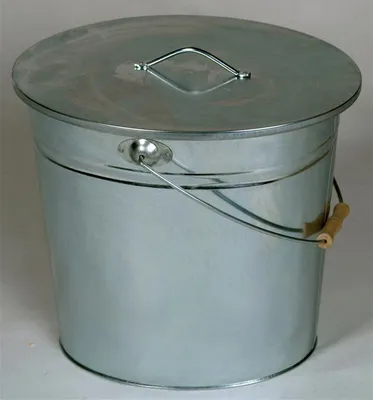 Produktbild von Asche Eimer Lienbacher oval verzinkt mit Deckel 35x40x28cm